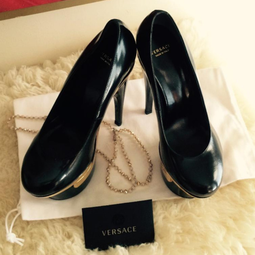 Versace Floating Pumps - Picture 5 of 8